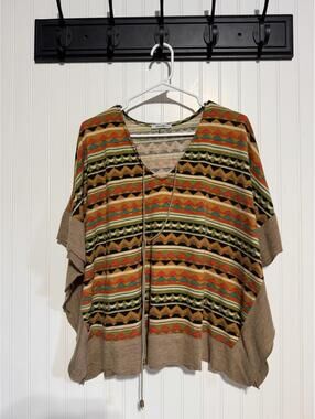Xtaren Boho Southwestern Aztec Batwing Poncho Sweater M